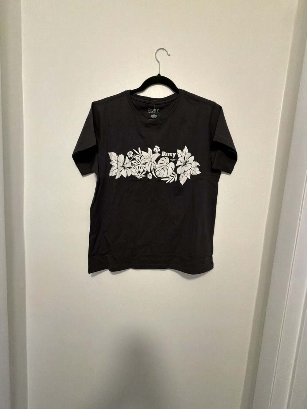 Roxy Everything Tee Black Floral Graphic T-Shirt